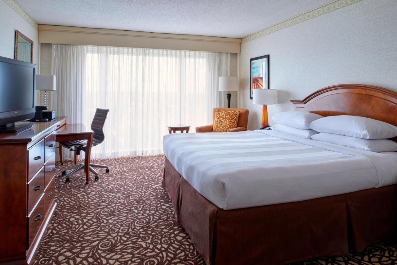 Hotel Milwaukee Marriott West Waukesha Exterior foto